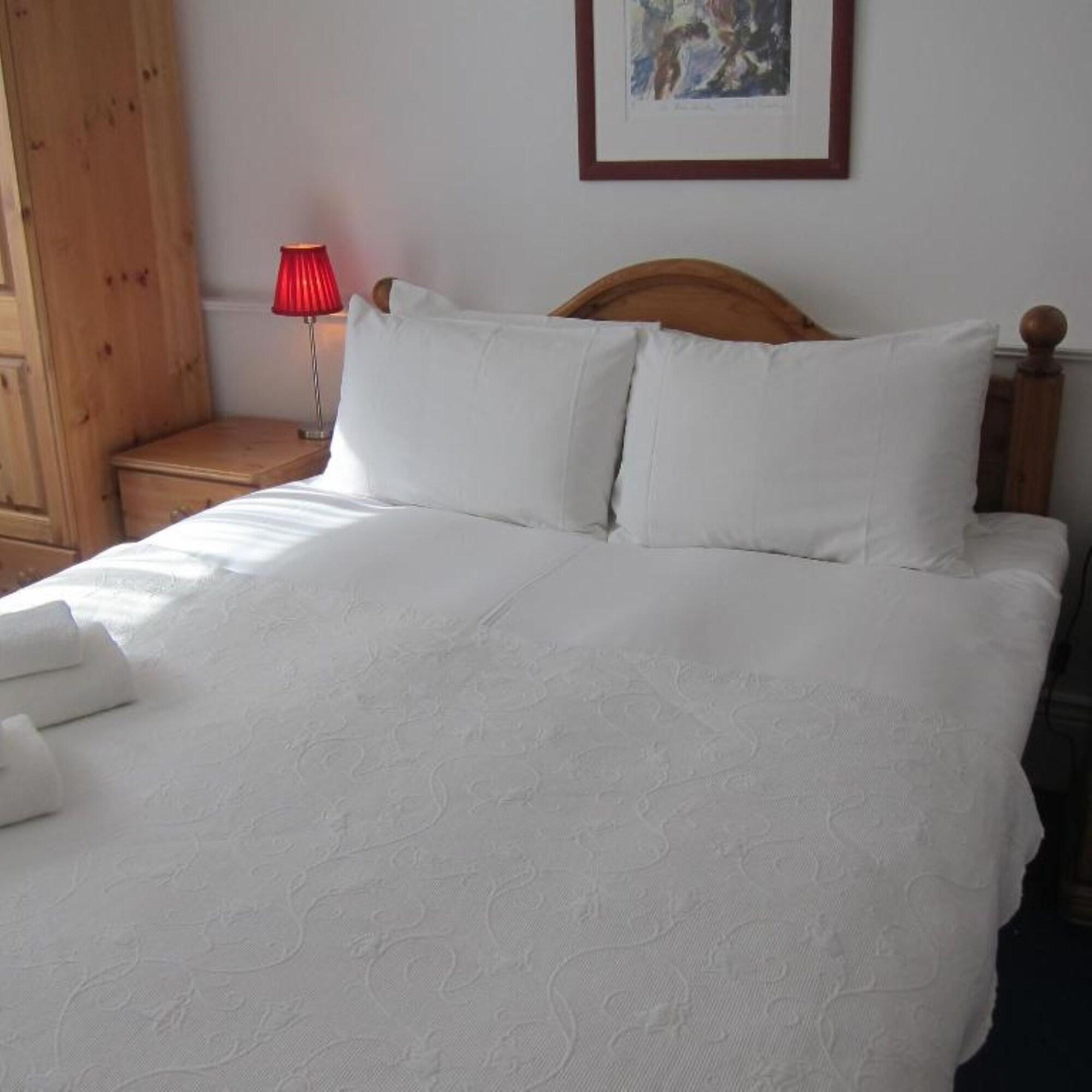 Abbey Court Hotel Saint Peter Port Bagian luar foto